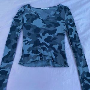 camo top